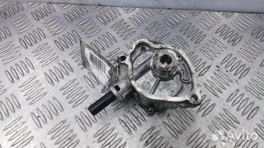 Насос вакуумный mercedes benz GLE W166 (99L18KX01)