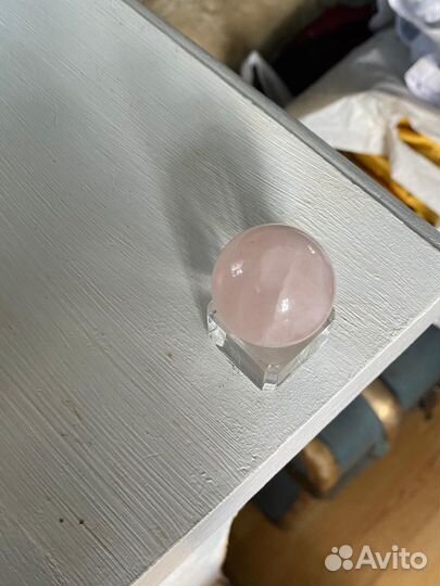 Розовый кварц шар камень кристалл