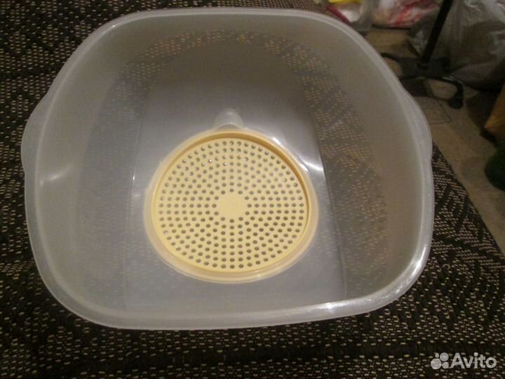 Сырница пластмассовая, Tupperware