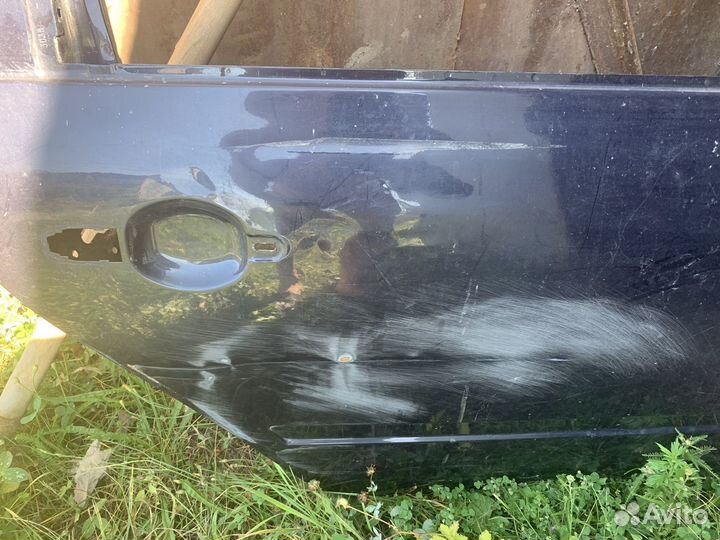 Задняя пассажирская дверь Калина б/у