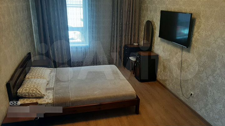 2-к. квартира, 64 м², 1/12 эт.