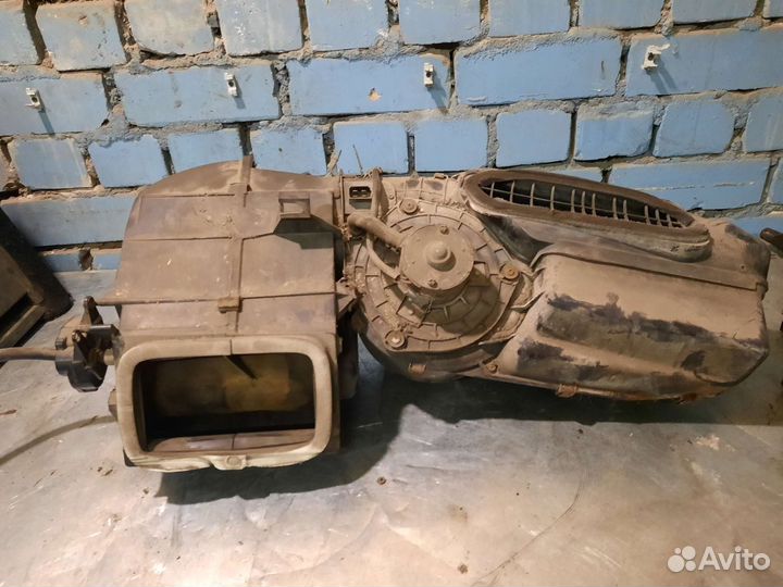 Корпус отопителя салона priora печка