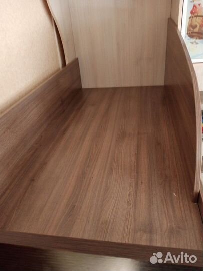 Двухъярусная кровать