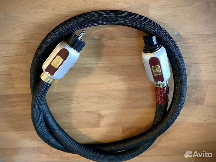 Karma топ сетевой кабель реплика