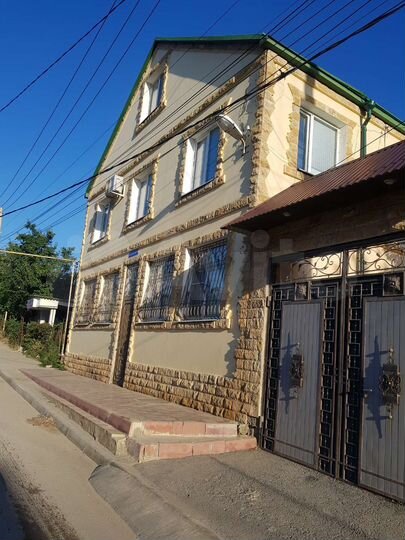 Дом 400 м² на участке 2,7 сот.