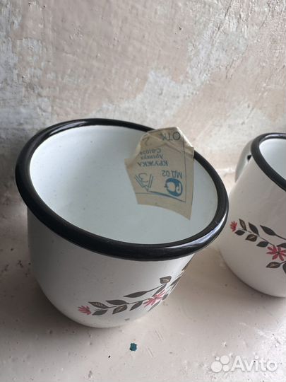 Эмалированная кружка