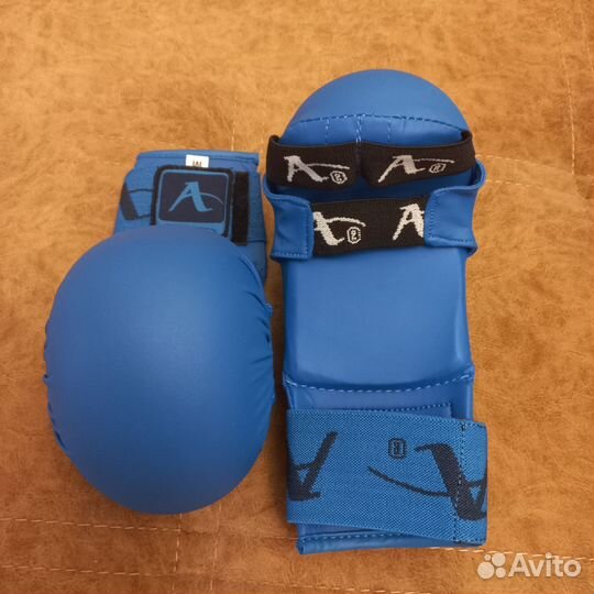 Защита голени и стопы + перчатки для каратэ