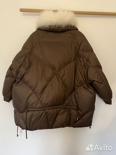 Пуховик Ame с натуральным мехом лисы