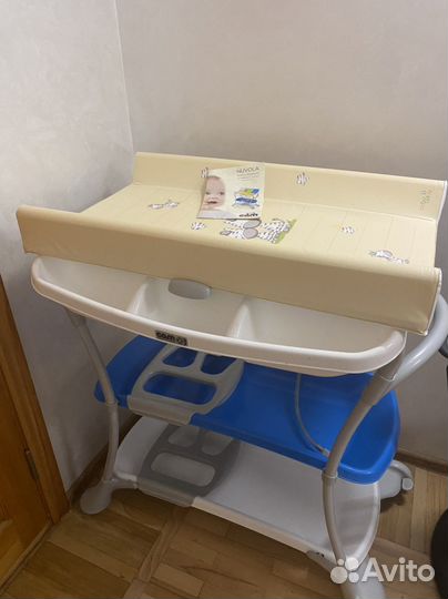 Пеленальный столик+ванночка(два в одном)