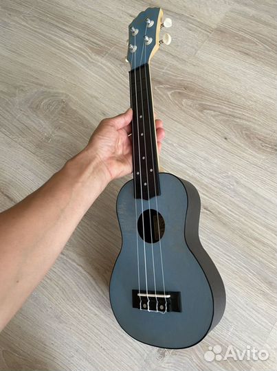 Гитара 6 струнная. Укулеле. Прокат, аренда