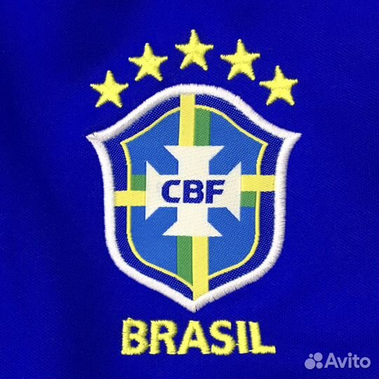 Футбольная форма сборнрй Бразилии 2022/23