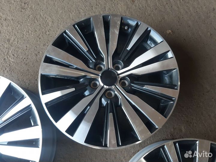 Диски литые r18 5x114.3