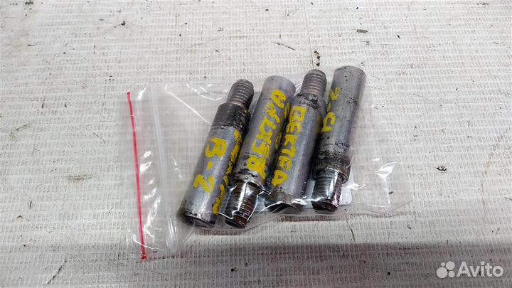 Направляющая суппорта тормозного переднего Opel V