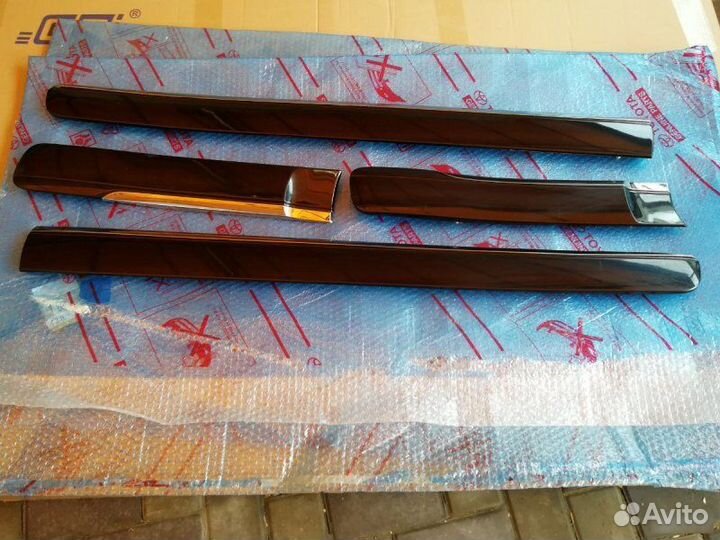 Молдинги дверей Lexus Gx 460