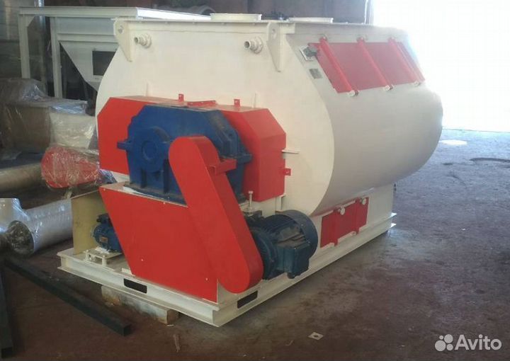 Смеситель для комбикорма двухвальный