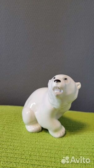 Статуэтка Медведь