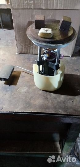 Бензонасос на газ 31105