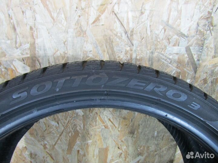 Pirelli Winter Sottozero 3 235/35 R19