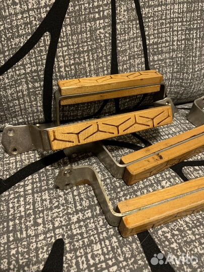 Дверные ручки деревянные