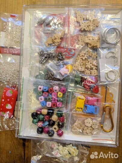 Пуговицы и элементы для рукоделия