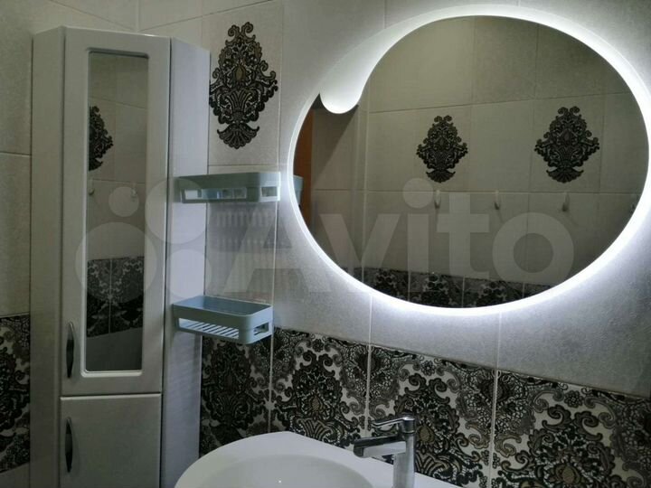 1-к. квартира, 48 м², 1/2 эт.