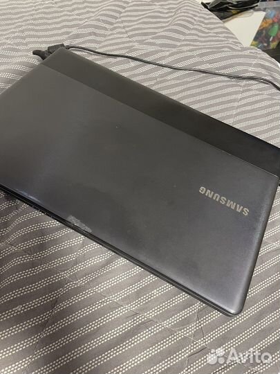 Ноутбук Samsung np300v5a