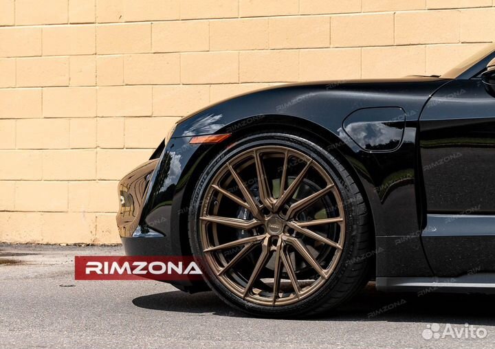 Кованые диски R22 на Porsche Cayenne