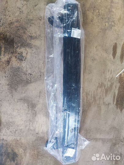 Усилитель бампера и петли капота kia rio 3