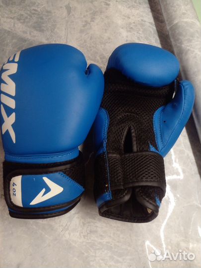 Боксерские перчатки детские 4 oz