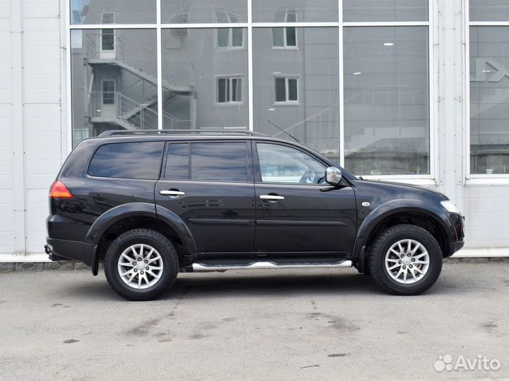 Mitsubishi Pajero Sport 2.5 AT, 2012, 121 000 км