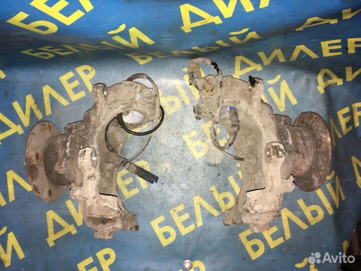 Передний поворотный кулак BMW E65