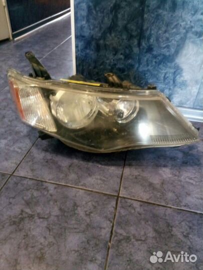 Фара правая оригинал в сборе с блоком розжига