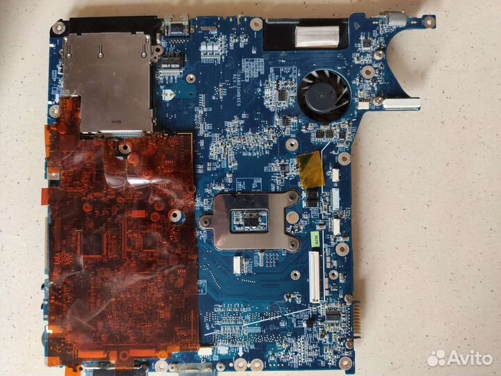 Toshiba Salitelite A300D (Dab3gmb6e0 REV:E)