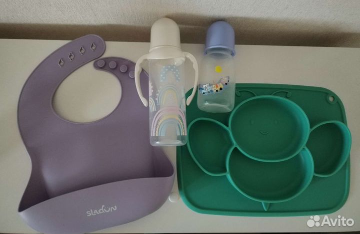 Бутылочки и посуда для кормления