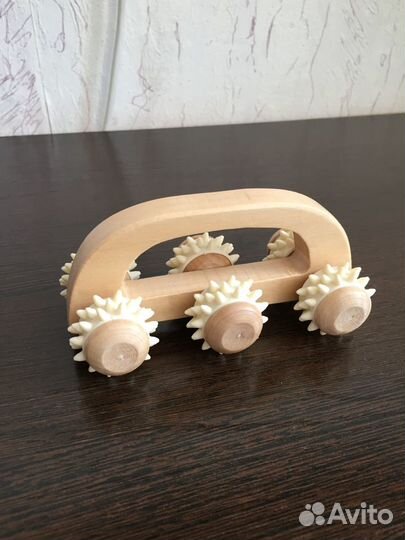 Массажная щетка