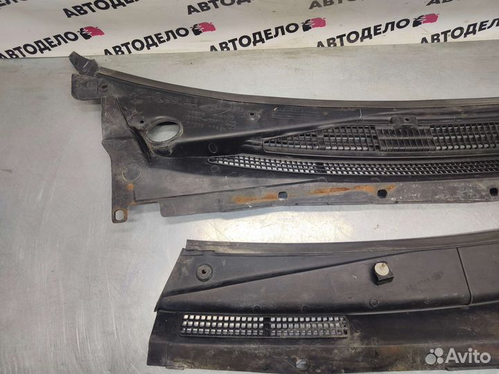 Жабо под дворники Nissan Almera N15 1998 г.в