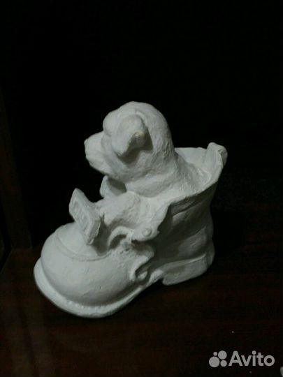 Гипсовая фигура Собачка