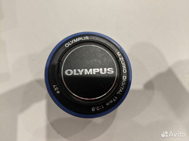 Olympus 17mm f/2.8