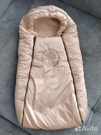 Конверт зимний на выписку, и в коляску