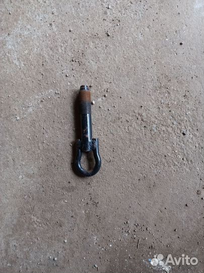 Буксировочная петля