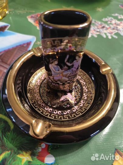 Пепельница. Греция. Роспись золотом.Фарфор