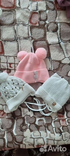 Продам шапочки от 0до 1года