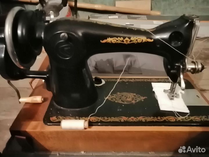 Швейная машинка