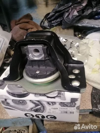 Опора двс правая renault logan, меган2, сценик2