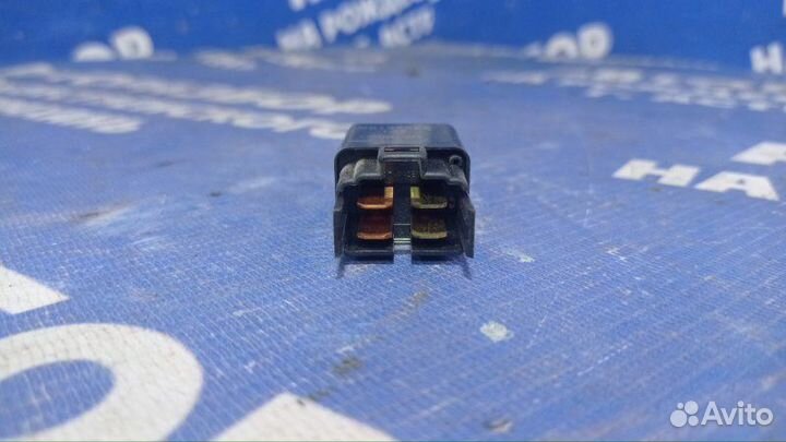 Реле Mitsubishi Pajero 2 внедорожник 4M40 1995