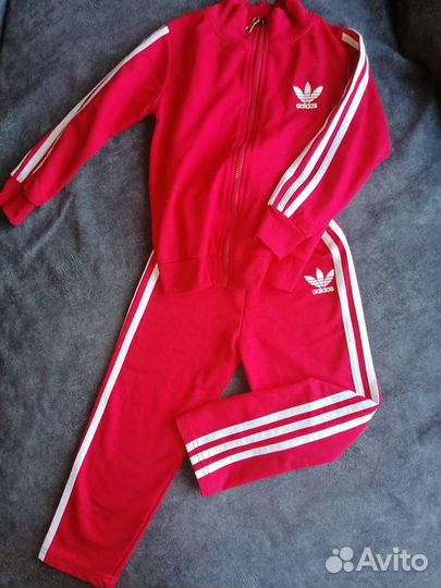 Детский спортивный костюм новый