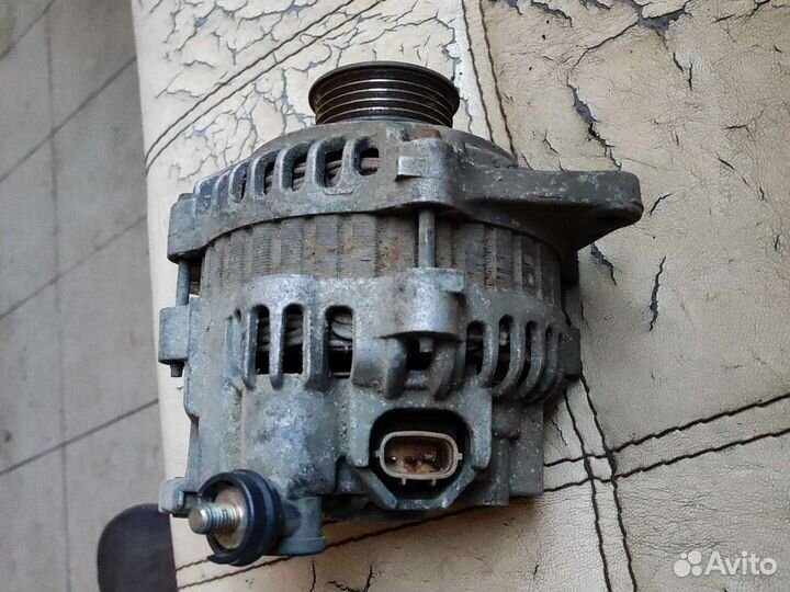 Генератор Subaru Legacy 23700-AA301