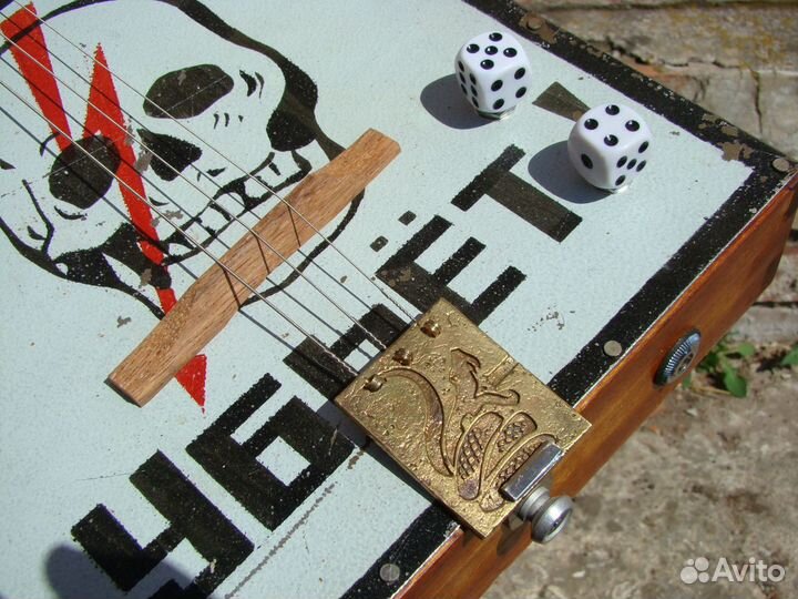 Сигарбокс гитара Cigarbox