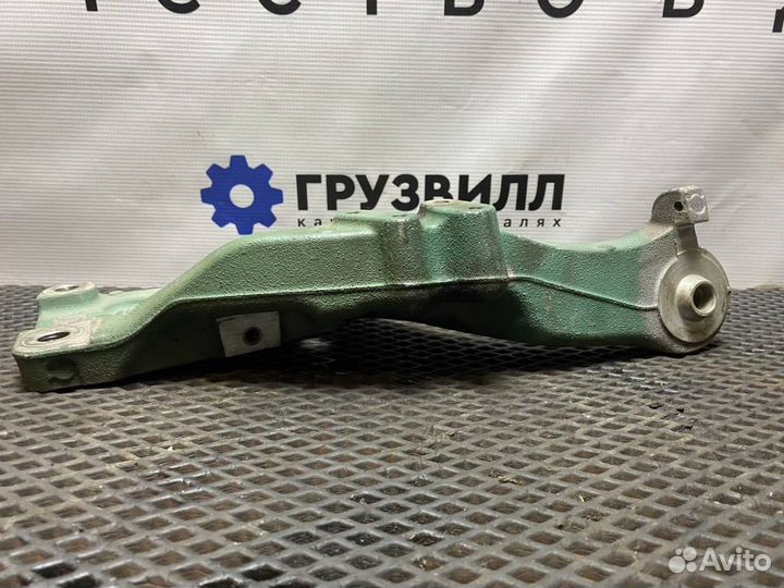 Кронштейн двигателя правый Volvo FH4 21598703