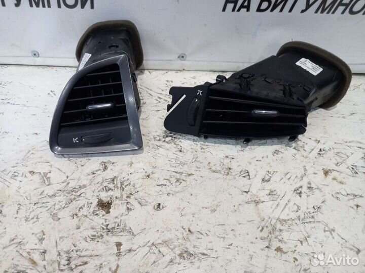 Дефлектор (воздуховод) в торпедо Opel Astra J